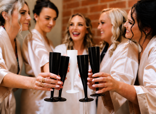 10 x Bridal Pack Plastic Prosecco Flutes 9 Black 1 White